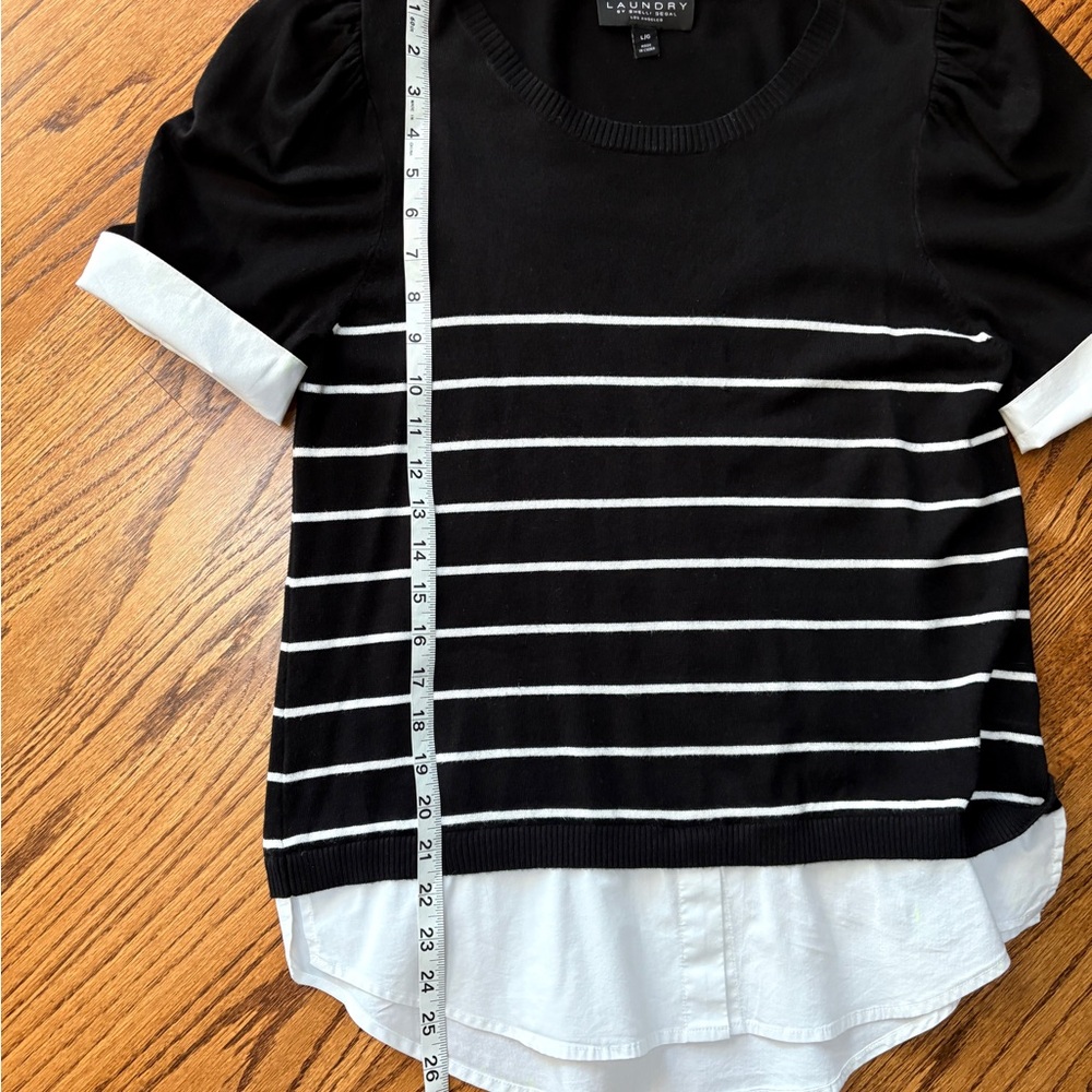Laundry By Shelli Segal Black and White Striped Short Sleeve Sweater - Picture 5 of 6